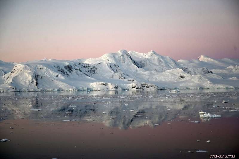 Antarctica Tourism: Journey into Earth s Most Vulnerable Frontiers
