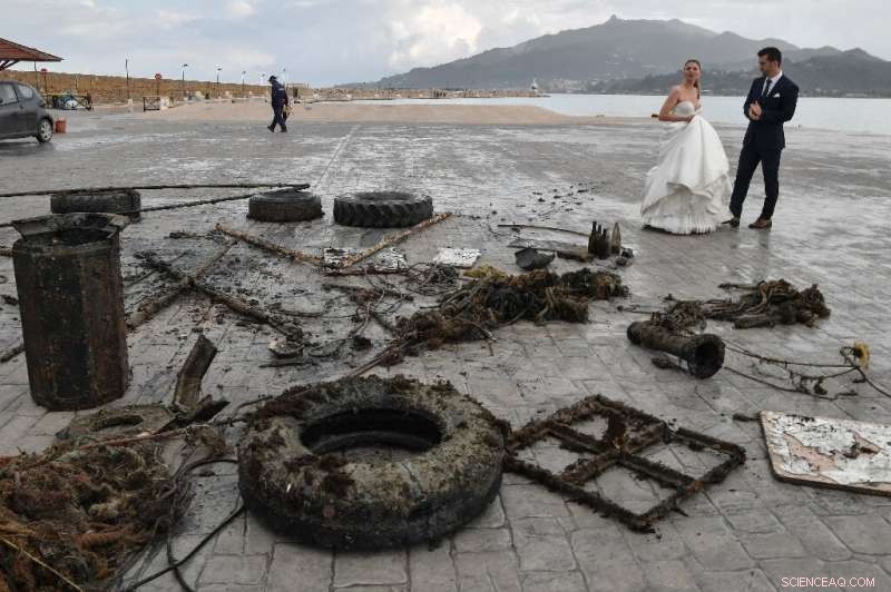 Aegean Volunteers Lead the Fight Against Plastic Waste