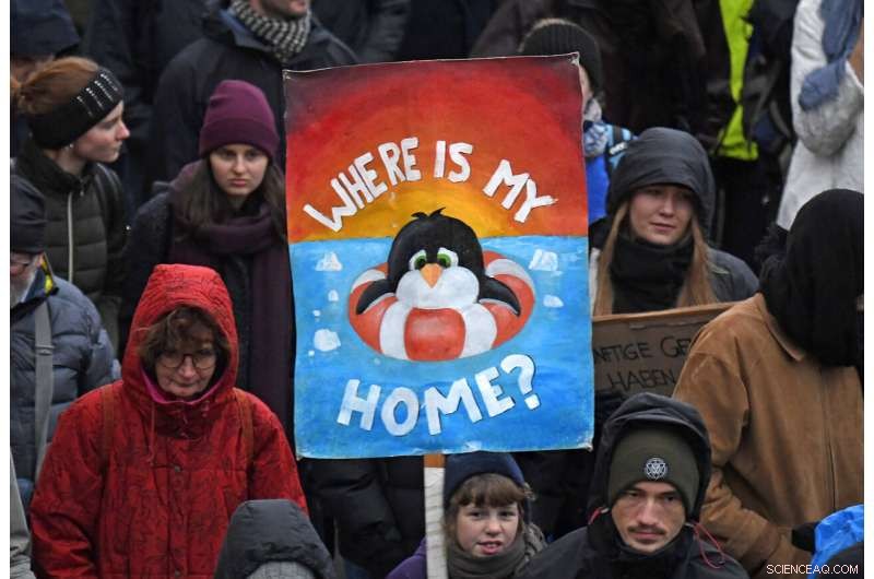 Urgency Rises as Science Warnings and US Retrenchment Intensify UN Climate Negotiations