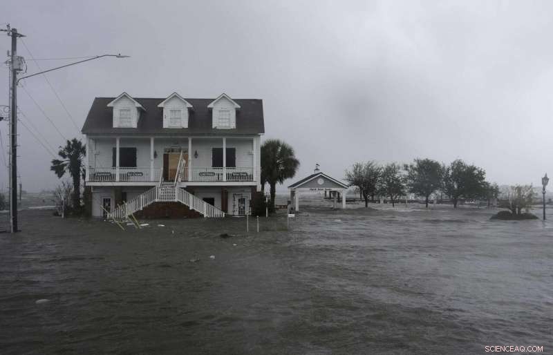 Historic U.S. Towns Grapple with Rising Sea Levels