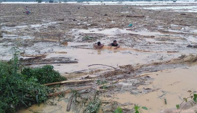 Record Flooding in Northern Philippines Displaces 66,000 Residents