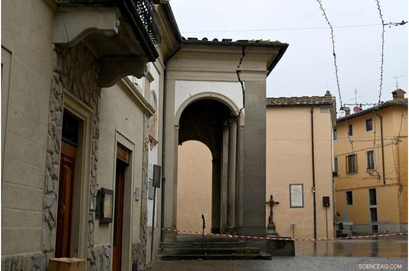 Tuscany Earthquake: No Injuries Reported, Authorities Seal Off Affected Areas