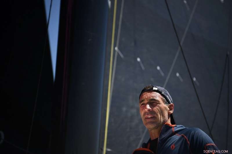 Mike Horn and Borge Ousland Conquer Arctic Ocean Ski Crossing Amid Thinning Ice