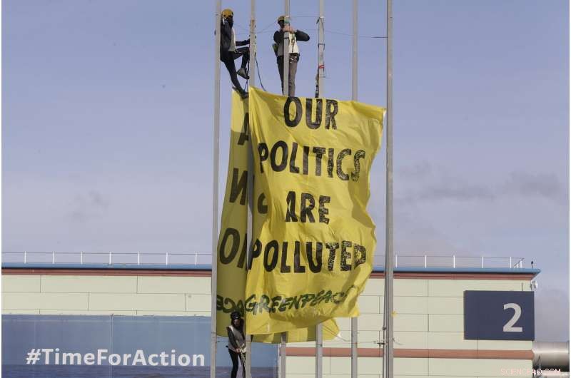 Climate Negotiations Drag Into Overtime as Critical Issues Remain Unresolved