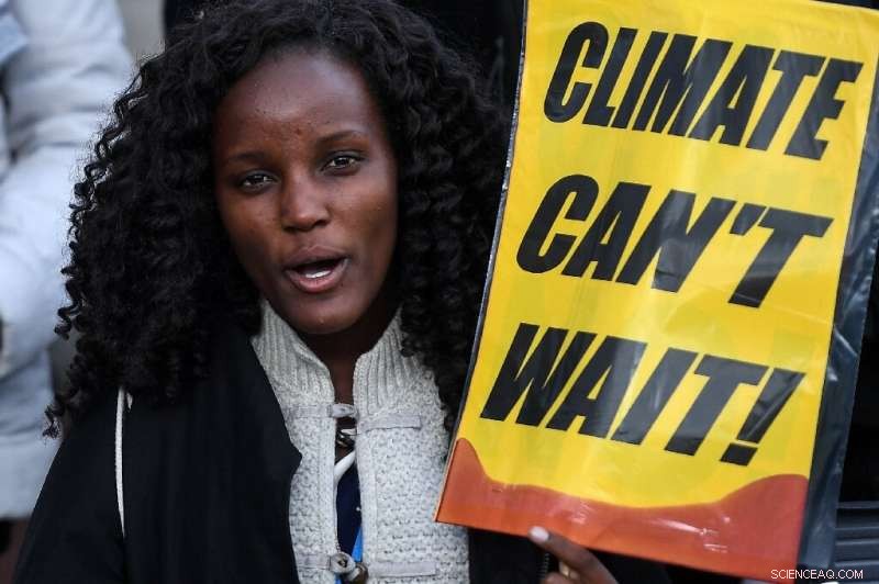 UN Climate Summit Faces Collapse as Negotiations Break Down