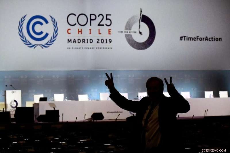 UN Climate Summit Faces Collapse as Negotiations Break Down