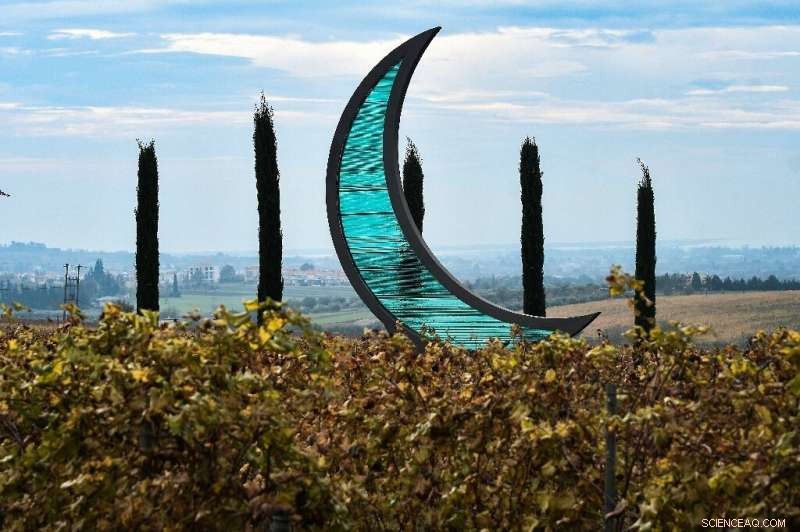 Greek Vineyards Turn to Traditional Methods to Combat Climate Change