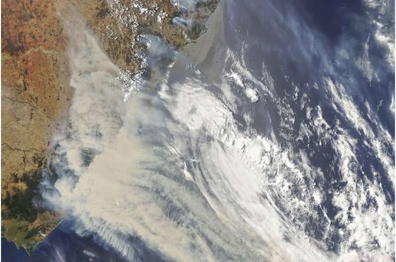 Severe Weather Amplifies Australia s Fire Danger