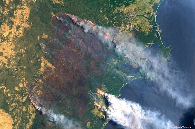 Severe Weather Amplifies Australia s Fire Danger