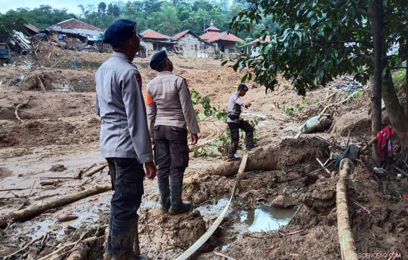 Jakarta Suffers 60 Fatalities in Landslides and Flash Floods