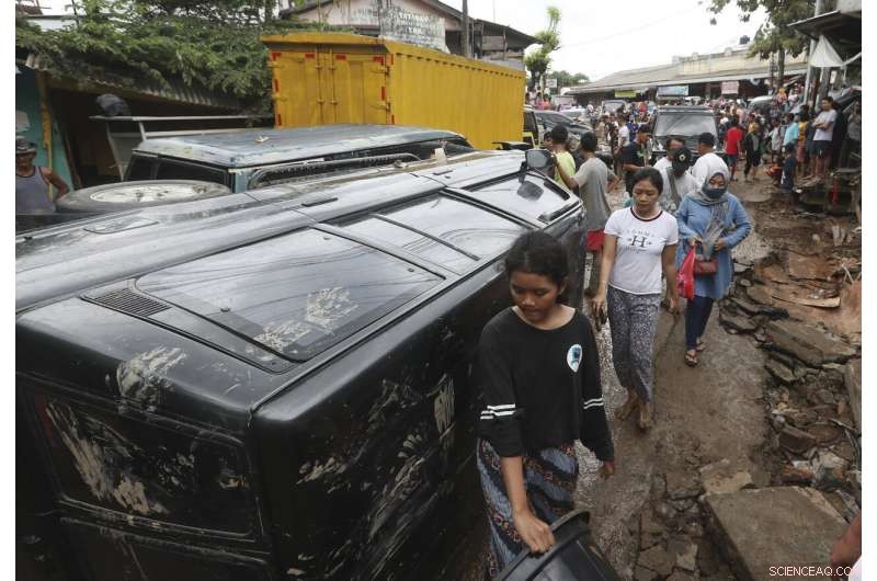 Jakarta Suffers 60 Fatalities in Landslides and Flash Floods