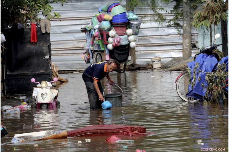 Jakarta Suffers 60 Fatalities in Landslides and Flash Floods