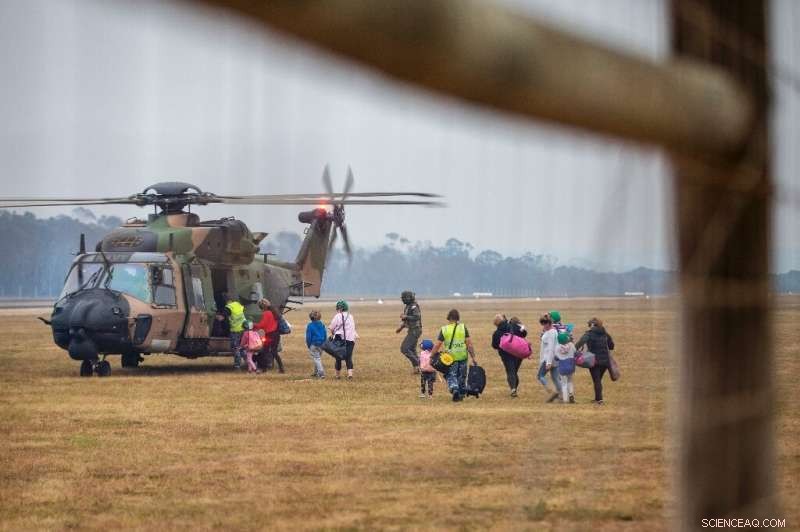 Australian Troops Mobilized to Combat Wildfires Across Three States After Devastating Weekend