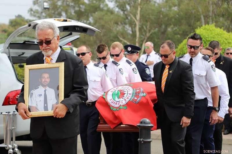 Australia s Firefighters Battle Bushfires Ahead of Heatwave