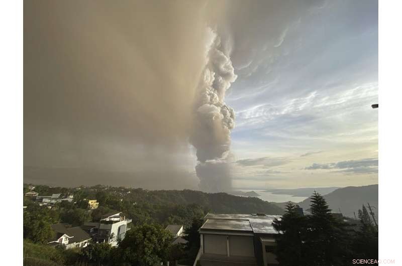 Taal Volcano Erupts Near Manila, Forcing Villagers to Evacuate and Airports to Close