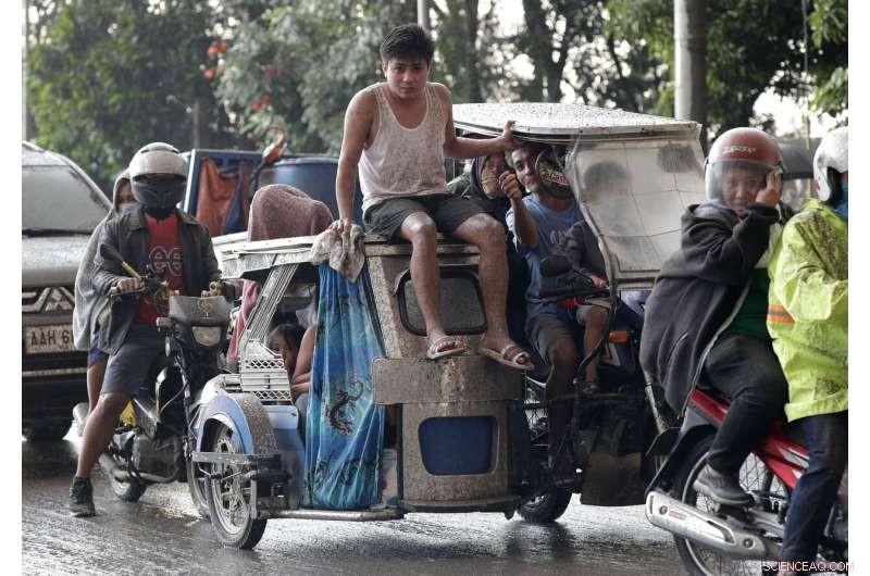 Taal Volcano Erupts Near Manila, Forcing Villagers to Evacuate and Airports to Close