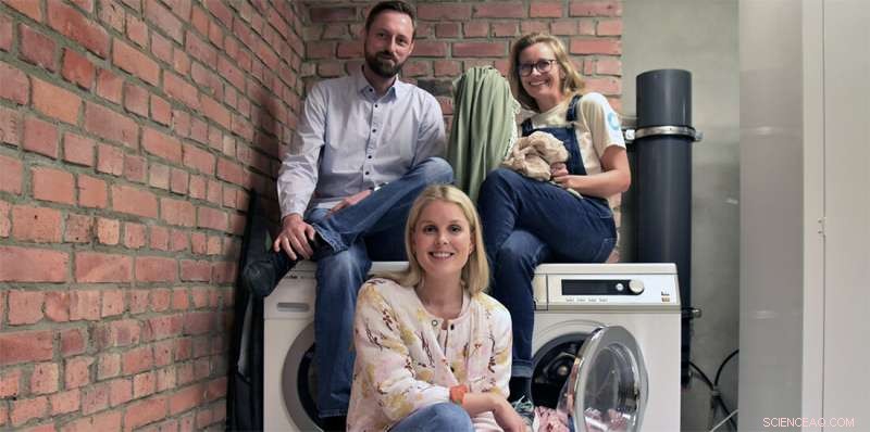 How Much Microplastic Contaminates Your Laundry? Insights & Solutions