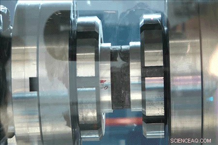 Innovative Melting Rock Models Reveal Mechanical Origins of Earthquakes