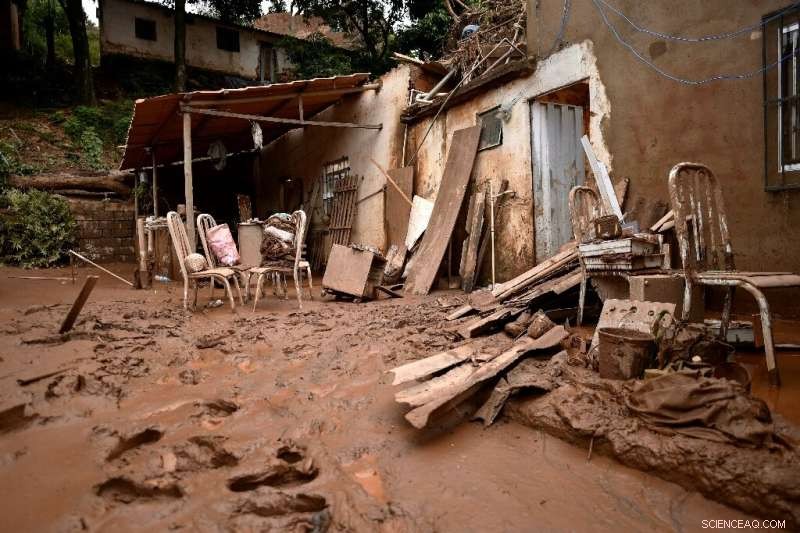 Record Floods Devastate Brazil s Southeast: 45 Lives Lost, Homes Sinking into Mud
