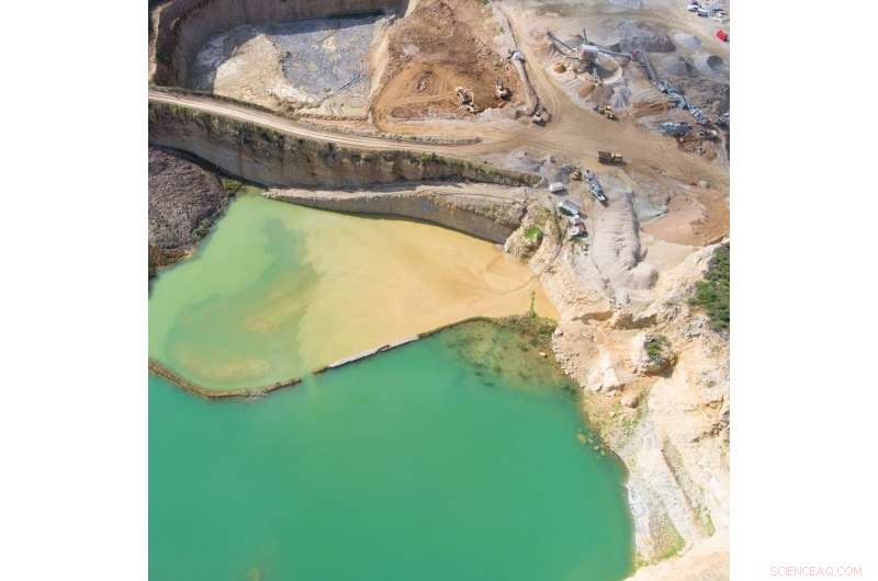 From Geoscience to Social Media: Tracing the Rise of the Anthropocene