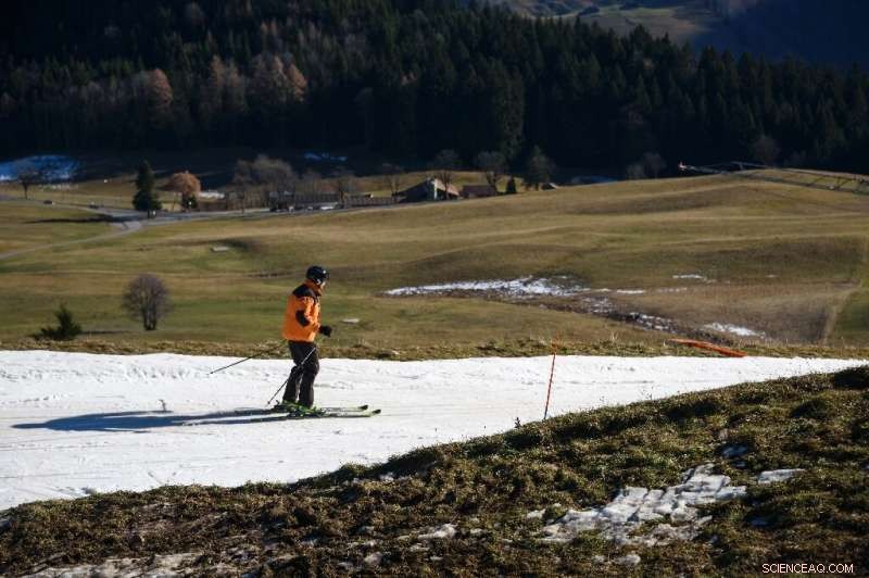 Alpine Ski Resorts Face a Snowless Future Amid Climate Change