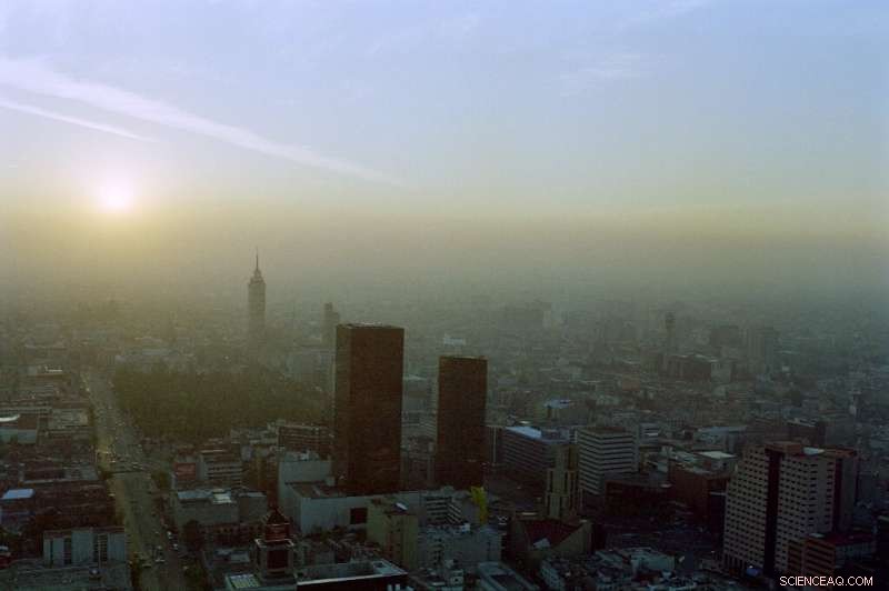 NGO Reports Global Air Pollution Costs $2.9 Trillion Annually