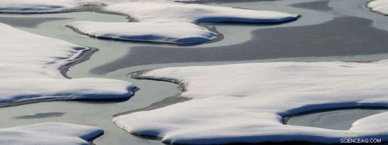 North Pole Precipitation Variability to Rise Significantly with Climate Warming