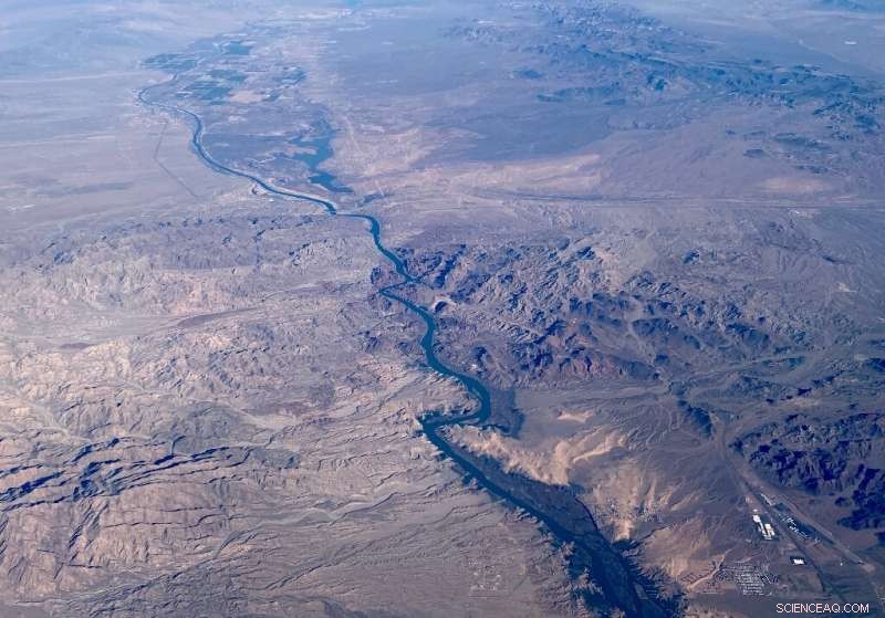 Climate Change Cuts Colorado River Flow by 20%: A Comprehensive Analysis