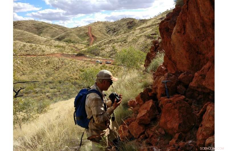 New Study Suggests Early Earth Was a Waterworld