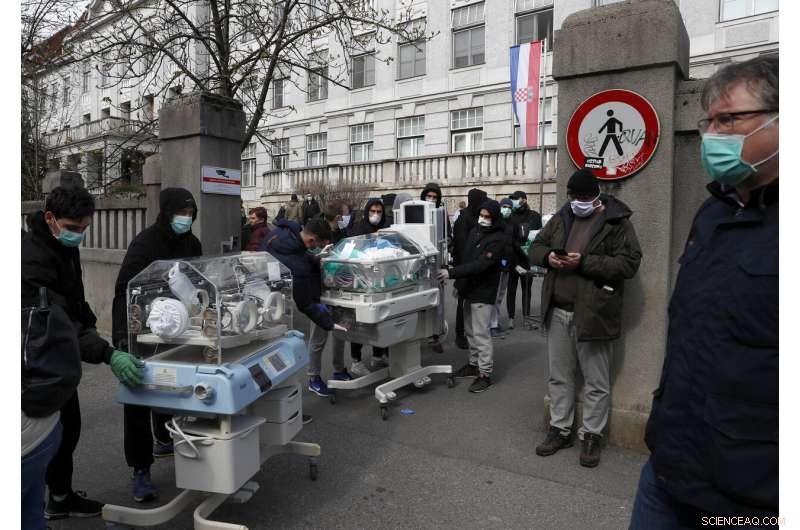 Aftershocks Shake Zagreb a Day After Powerful Earthquake