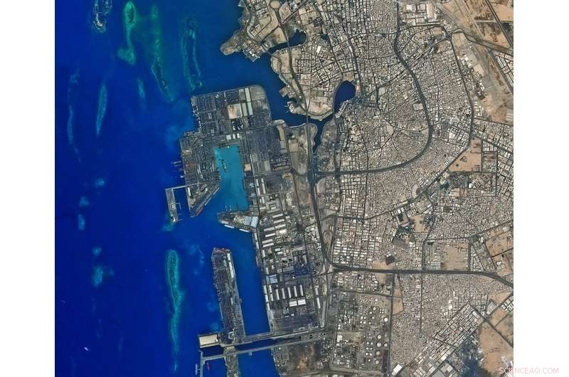 Satellites Track Global Oil Flows: Real-Time Mapping Reveals Trade Routes