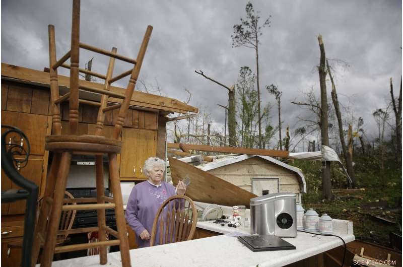 Easter Storms Ravage Southern U.S., Claiming 20 Lives