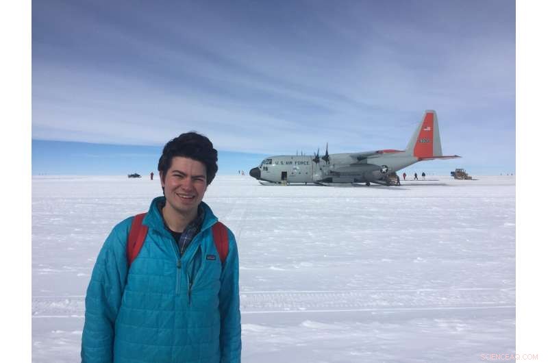 Outburst Floods Carve Grand Canyon Beneath Greenland s Ice Sheet