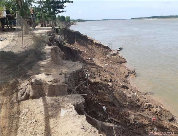 Sand Shortage Crisis: How Global Demand Drives Coastal Destruction and Conflict