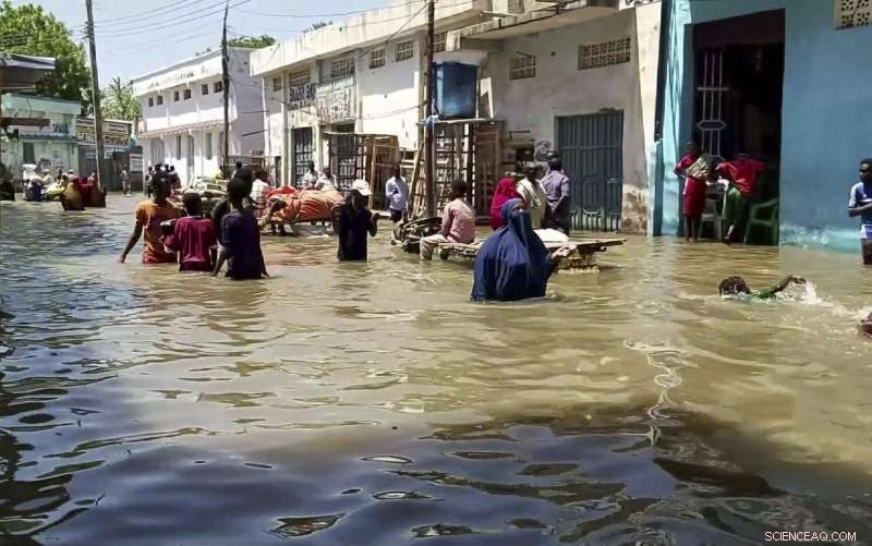 UN Reports Floods in Central Somalia Displace Nearly 1 Million People