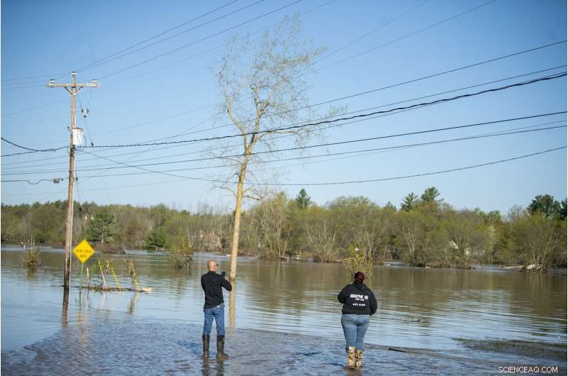 Massive Michigan Flood Forces Thousands to Evacuate, Threatens Superfund Site