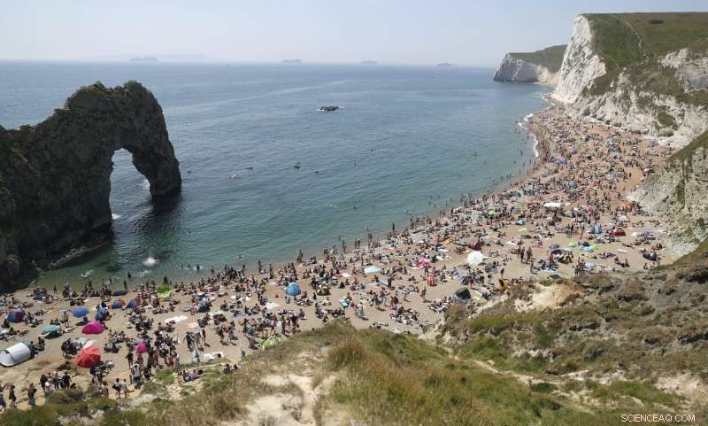 UK Sets Record for Sunniest May – Climate Experts Explain the Surge