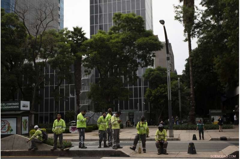 Severe 7.5‑Magnitude Earthquake Rocks Southern Mexico, Killing at Least 5