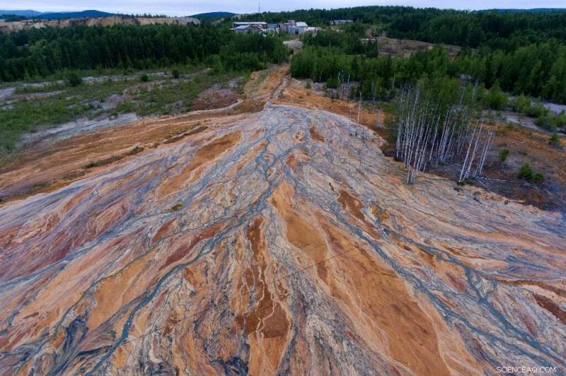 Russia Investigates Orange Urals Streams Linked to Abandoned Mine