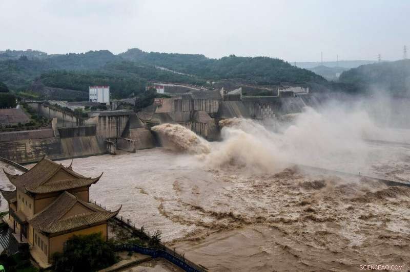 China Relieves Flood Pressure by Demolishing Dam in Anhui Province