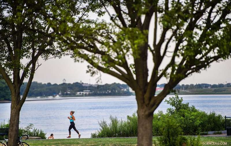 Scientists Explore Pathways to Make the Delaware River Swimmable
