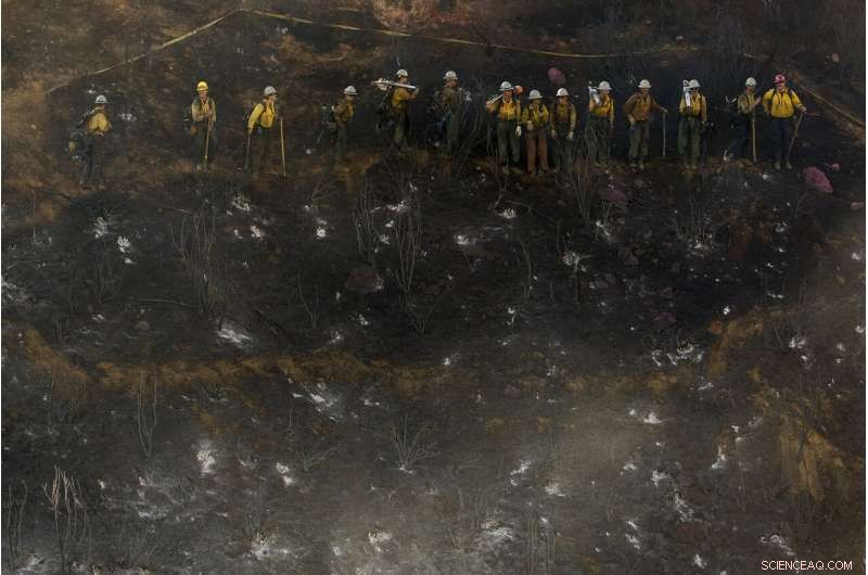 Southern California s Largest 2020 Wildfire Keeps Burning