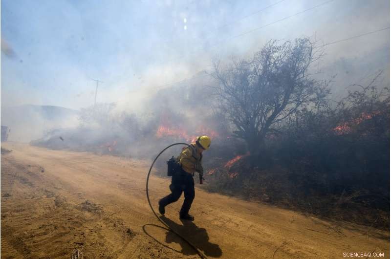 Southern California s Largest 2020 Wildfire Keeps Burning