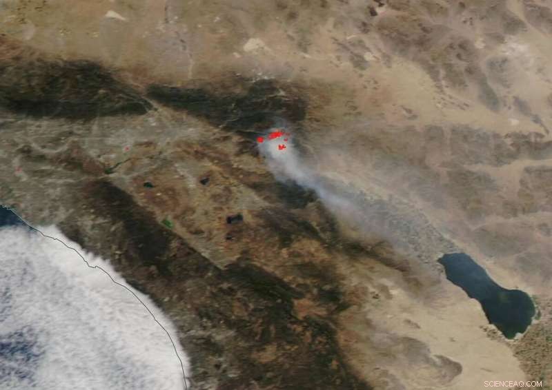 NASA s Aqua Satellite Captures Dual Views of the Apple Fire