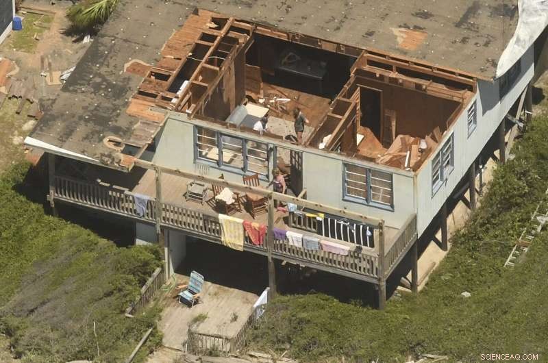 Tropical Storm Isaias Hits Eastern U.S., Causing Six Fatalities