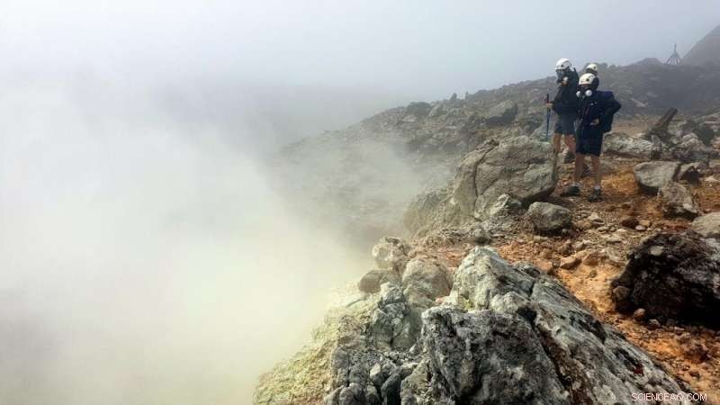 Optical Seismometer Endures Extreme Conditions at Caribbean Volcano Summit