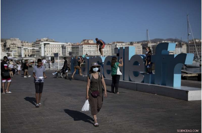 Massive Heatwave Forces Thousands to Seek Cooler Refuge Across Britain and France