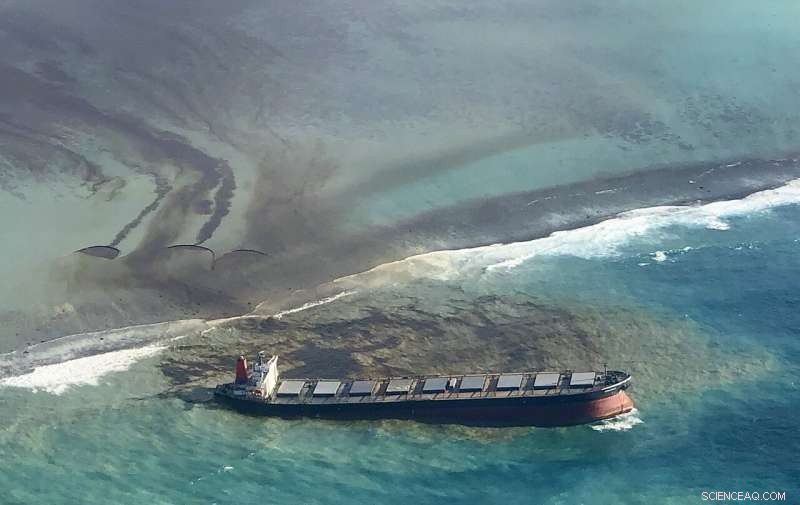 Mauritius Mobilizes Rapid Response to Contain MV Wakashio Oil Spill and Safeguard Coastline