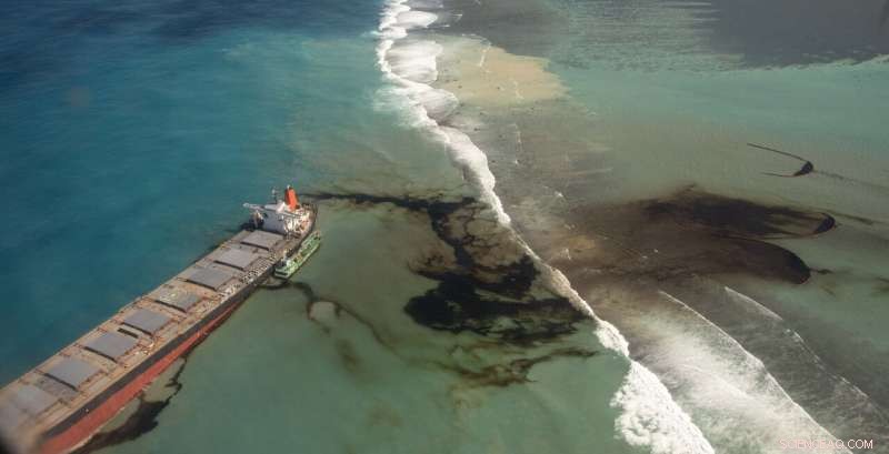 Mauritius Mobilizes Rapid Response to Contain MV Wakashio Oil Spill and Safeguard Coastline