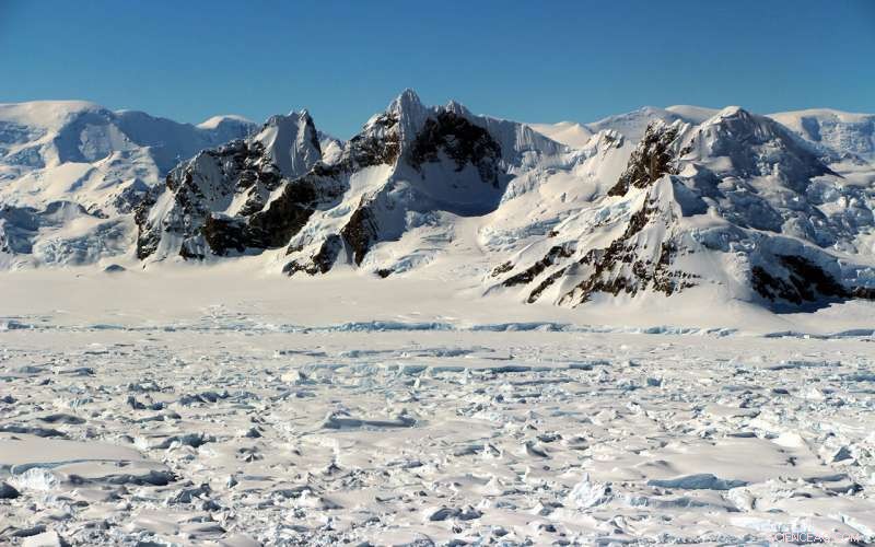 25-Year Satellite Study Reveals Antarctic Ice Shelf Melting Trends